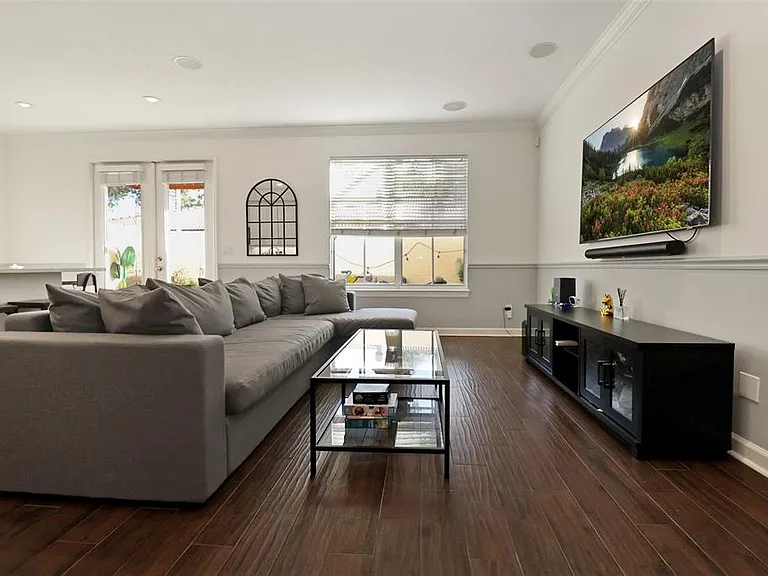 505 S Tampania Ave #2 — Photo 10