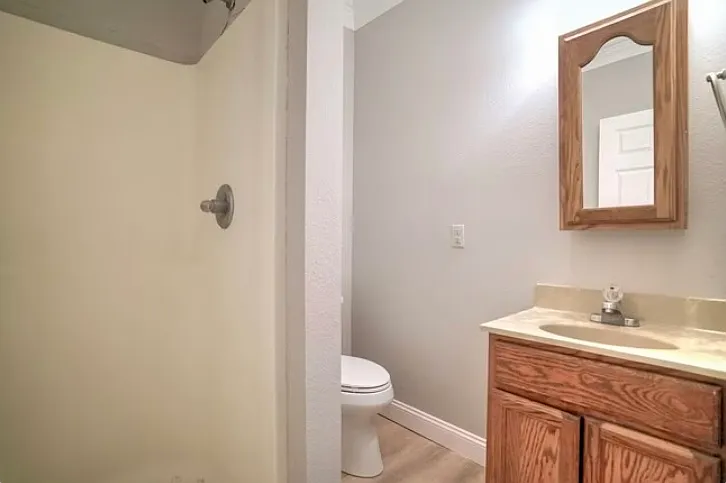 328 N Notre Dame Ave #18 — Photo 7