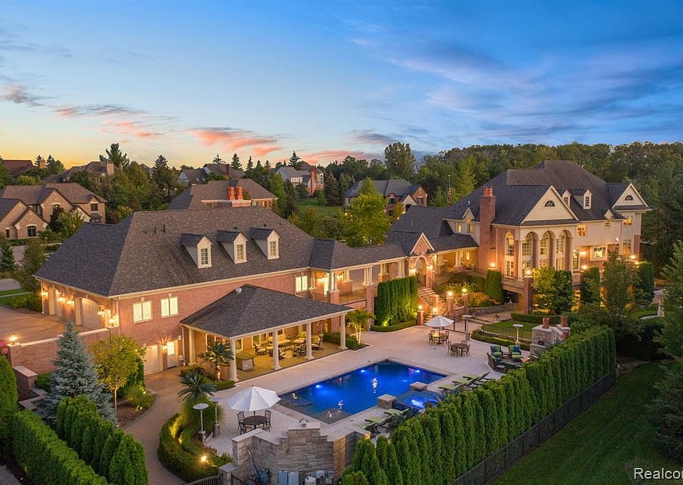 2966 Addison Cir S, Rochester, MI 48306 MLS 2210099676 Zillow