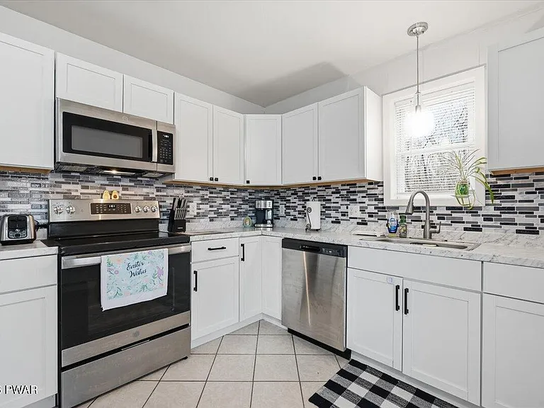 175 Oak Hill Rd — Photo 11