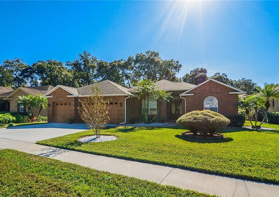 1st image of 2224 Valrico Forest Dr