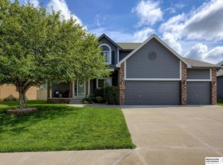 16567 Birch Ave, Omaha, NE 68136