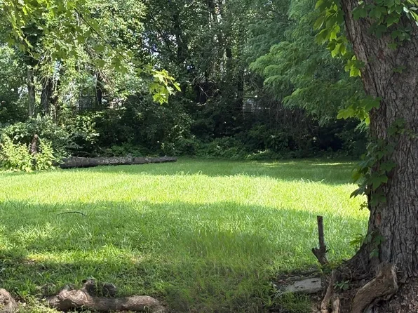 3111 W Jefferson St, Louisville, KY 40212