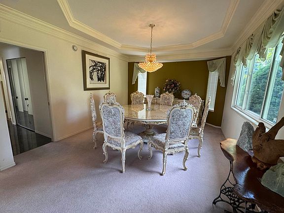5th image of 4920 Sardis Cres