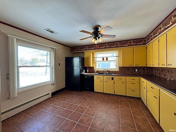5th image of 617 Berkley Dr