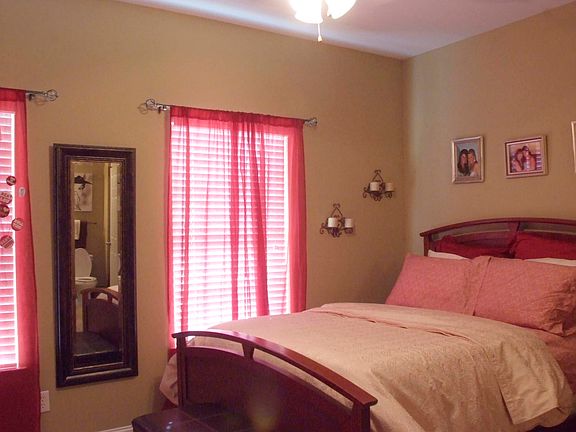 3rd image of 3218 Veterans Memorial Pkwy #1105