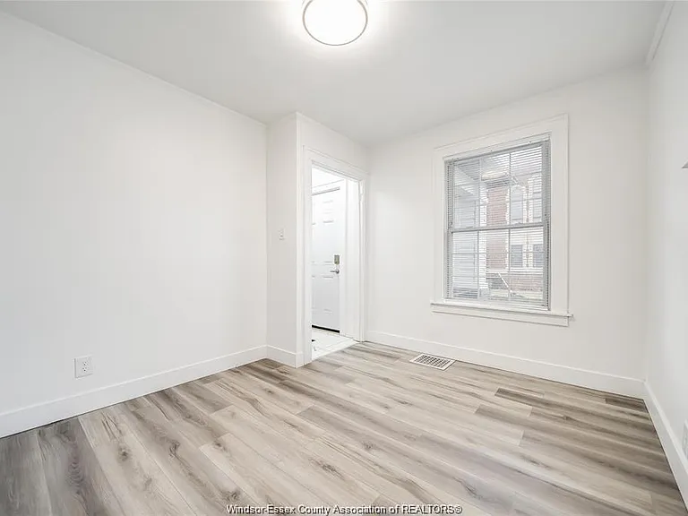 1691 Dougall Ave — Photo 9