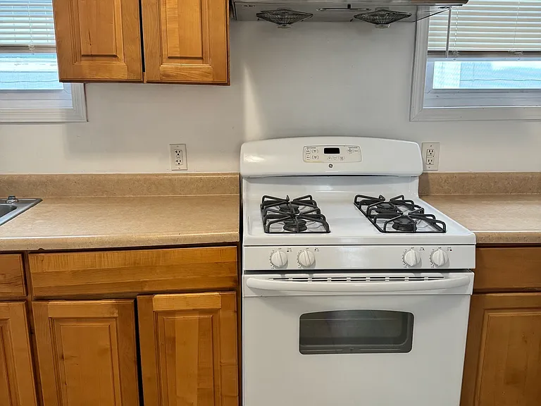67 Nash St #1 — Photo 2