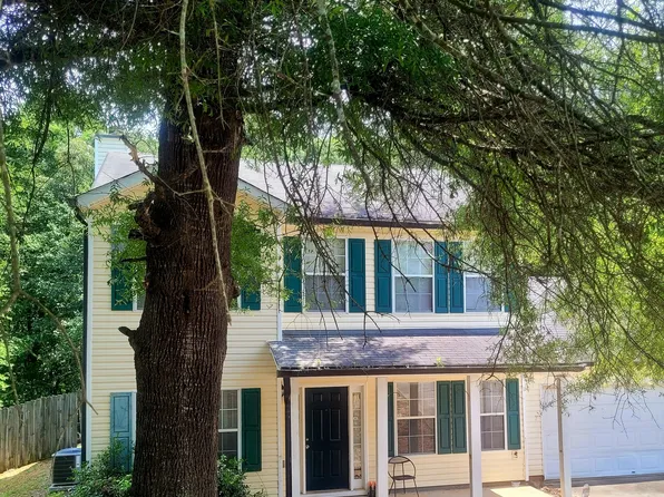 747 Baskins Cir, Winder, GA 30680