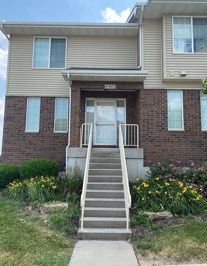 4967 Cardigan Ln, Iowa City, IA 52245 Zillow