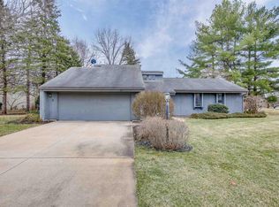 56540 Woodbine Ln, Elkhart, IN 46516