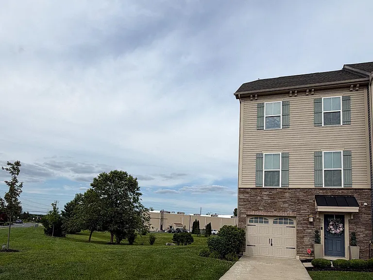 200 Iannelli Rd — Photo 27