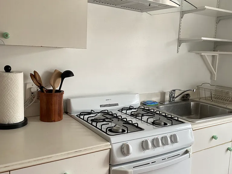 2418 Atherton St #4 — Photo 8