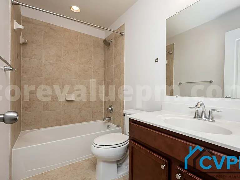 7014 Dannfield Ct — Photo 25