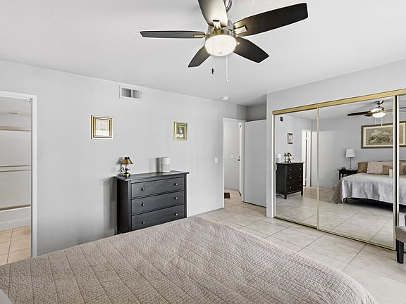 5th image of 5301 Waverly Dr #199
