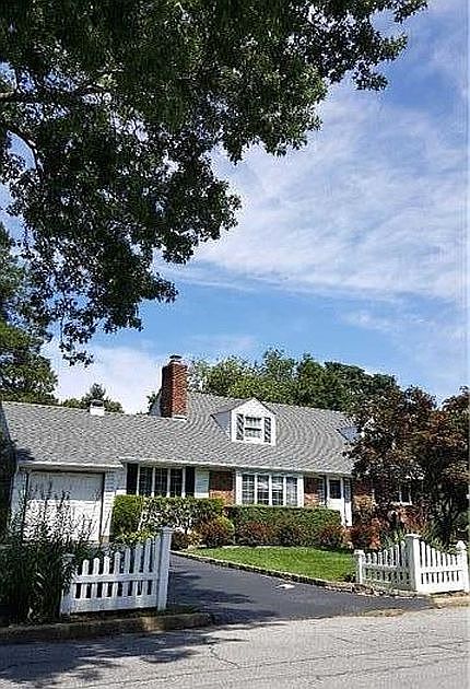 1st image of 15 Eldridge Pl