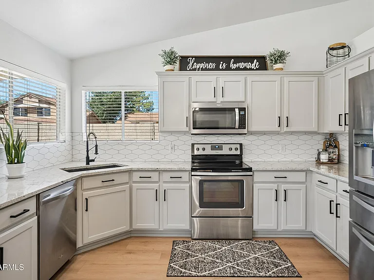 4451 W Creedance Blvd — Photo 8