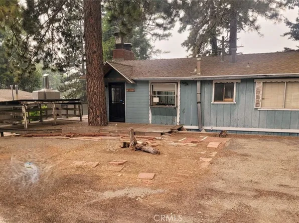 30770 Live Oak Dr, Running Springs, CA 92382