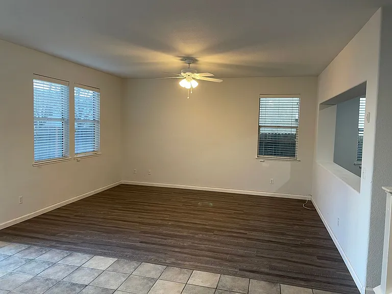 2126 Hannah Way — Photo 6