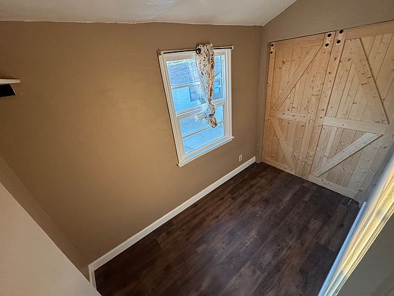 5th image of 744 N Vine Ave APT A