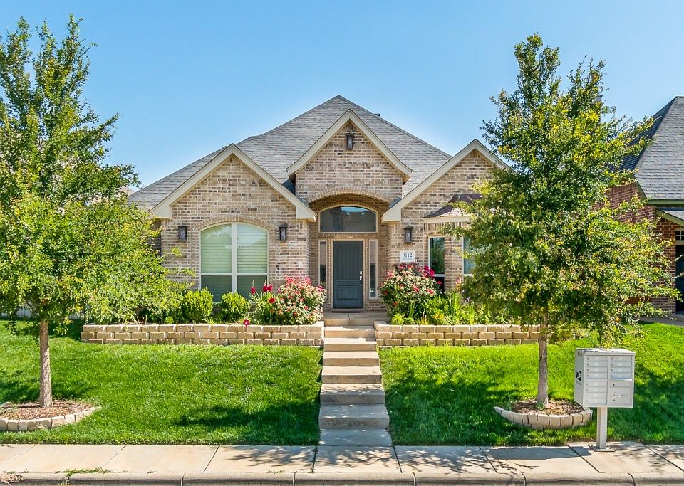 1st image of 8112 Shadywood Dr