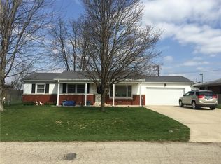 1030 W 39th St, Anderson, IN 46013