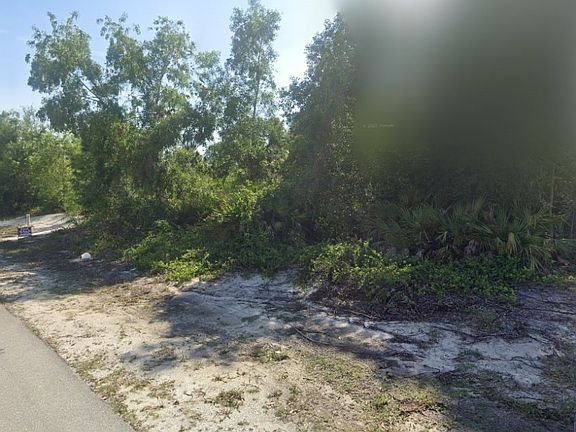5th image of 1803 Tena Ave N