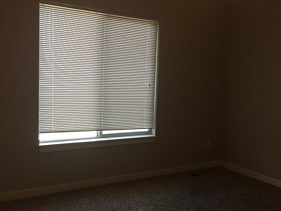 5th image of 9516 E Champions St
