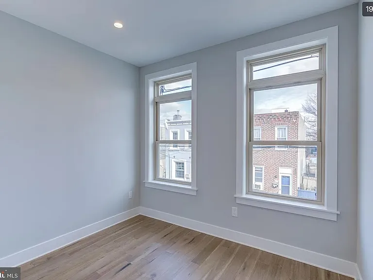 2222 E Albert St — Photo 9