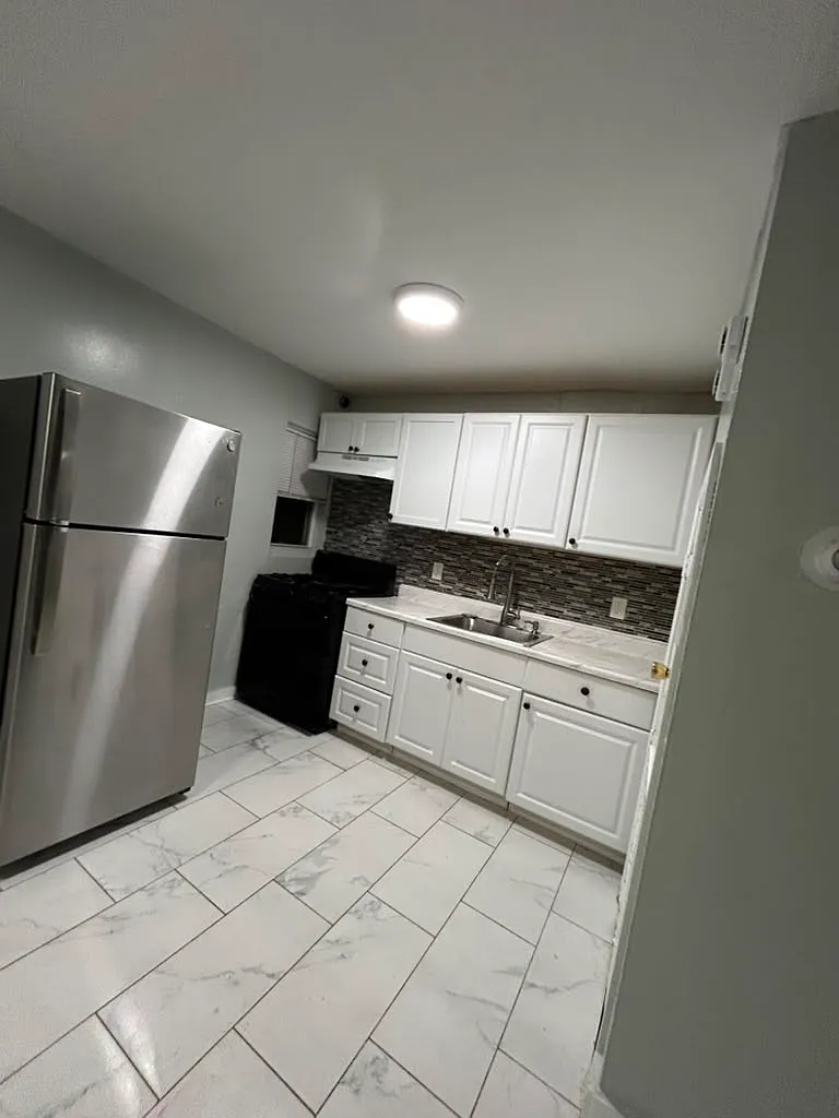 19 Truman Street - 21B — Photo 1