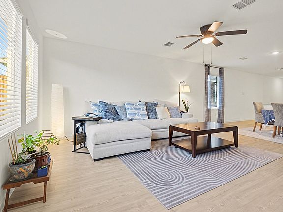 4th image of 14174 Inglebert St