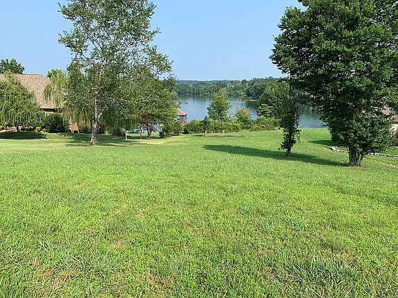 Lot 32 - lake front