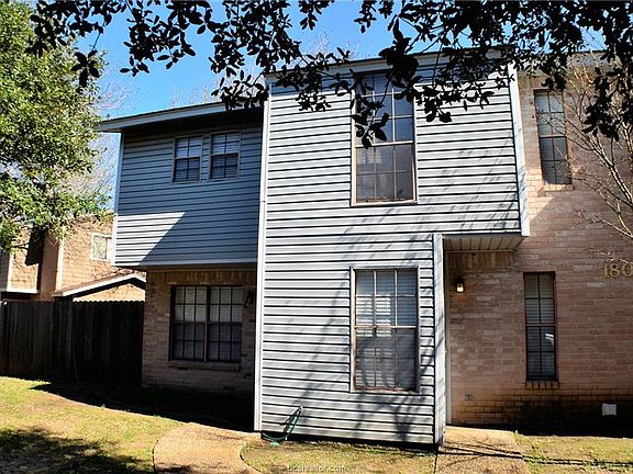 2nd image of 1805 Woodsman Dr #A-d