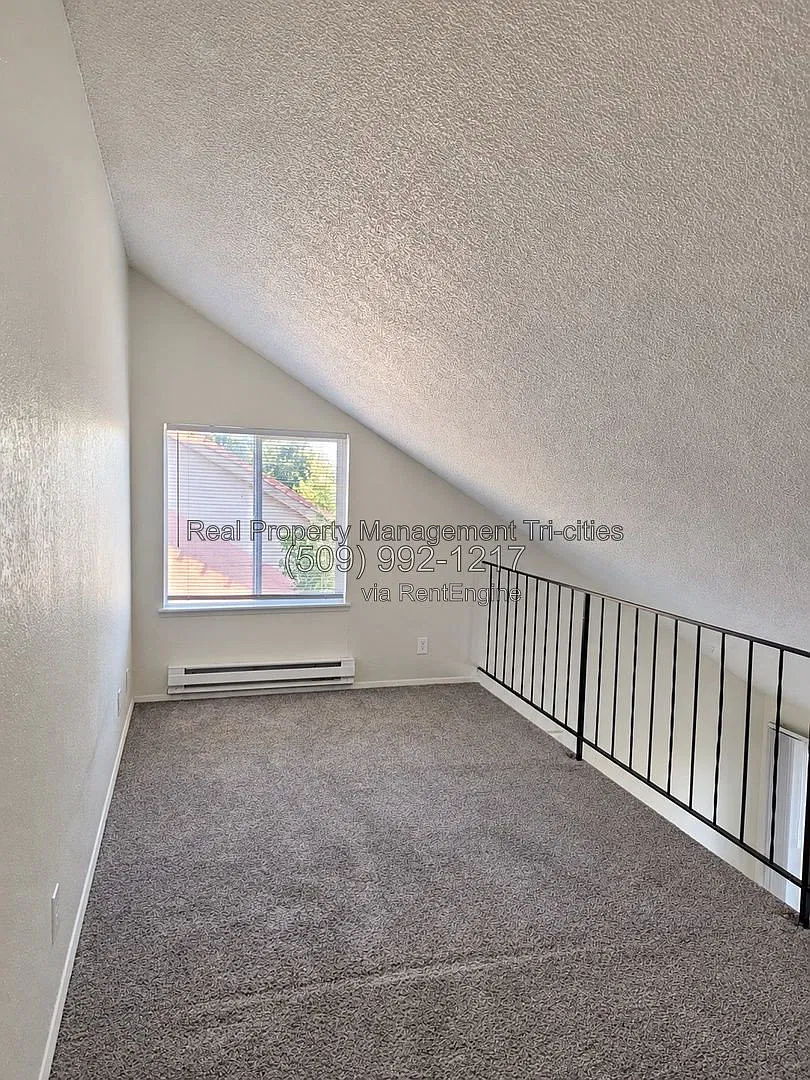 1 bed, 1.0 bath, 600 sqft, $975 — Photo 2