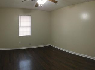 6705 Lakewood Dr, Douglasville, GA 30135