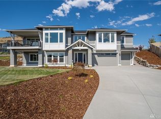 244 Burch Hollow Ln, Wenatchee, WA 98801