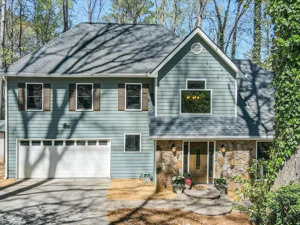 870 Mitsy Ridge Dr, Marietta, GA 30068