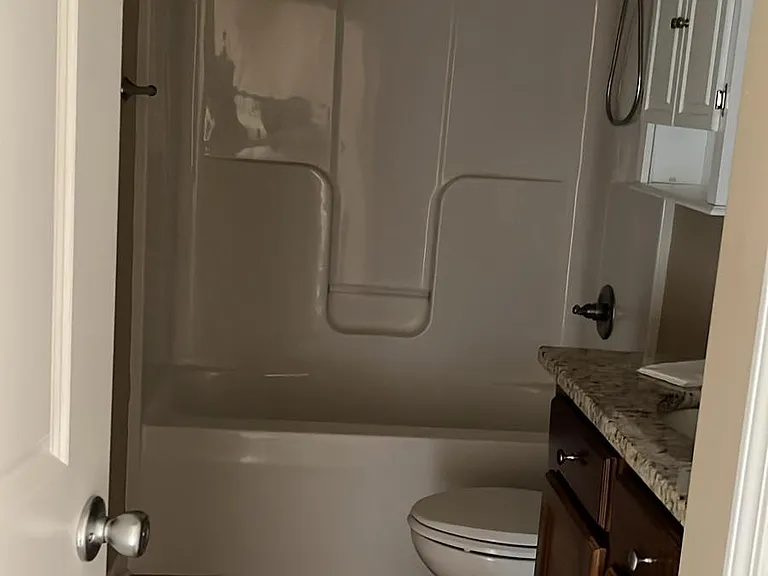 118 Portman Ln — Photo 15