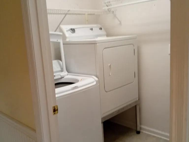 1281 Katie Ln — Photo 8