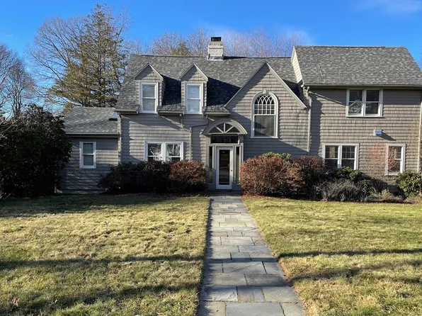 28 Bancroft Rd, Wellesley, MA 02481