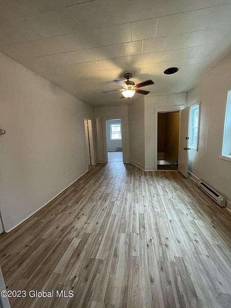 3rd image of 510 Hattie Street