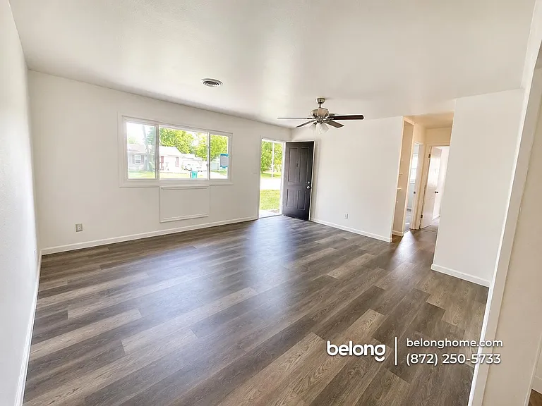 36 Saint Columba Dr — Photo 5