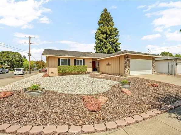 2464 Maclennan St, Napa, CA 94558