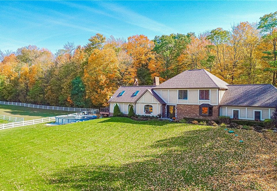10360 Music St, Newbury, OH 44065 Zillow