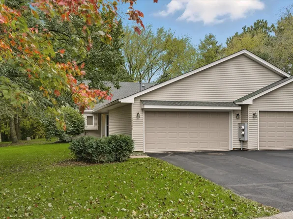 12760 Falcon Ct N, Hugo, MN 55038