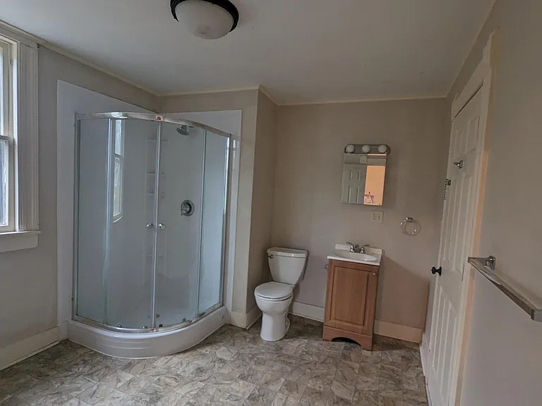 150 Elmwood Ave #4 — Photo 3