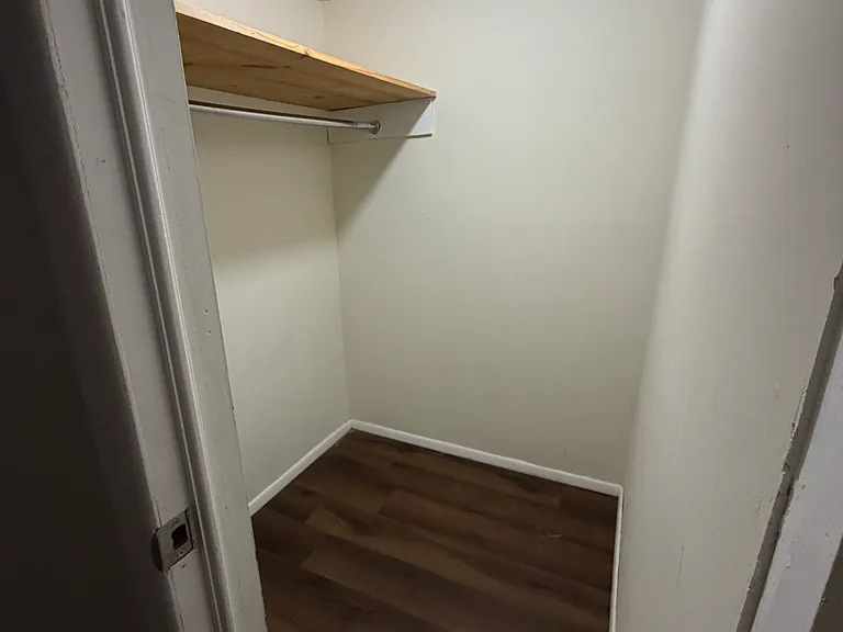 40 Yale St — Photo 12