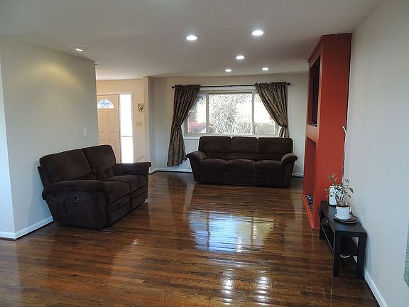 4th image of 2322 Sugarcone Rd
