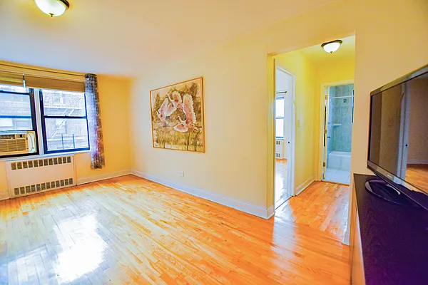 Sold by Remax Edge | media 16