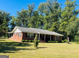 112 Edgewood Rd, Glennville, GA 30427